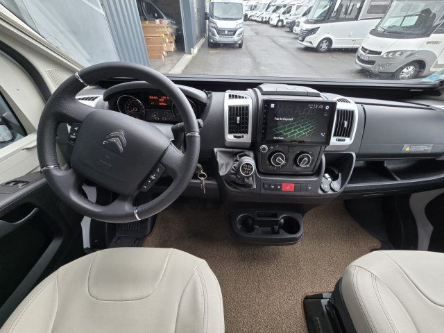 Pilote P 696 U Expression p696 surequipe !! - Photo 7