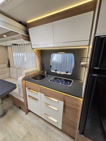 Pilote P 696 U Expression p696 surequipe !! - Photo 12