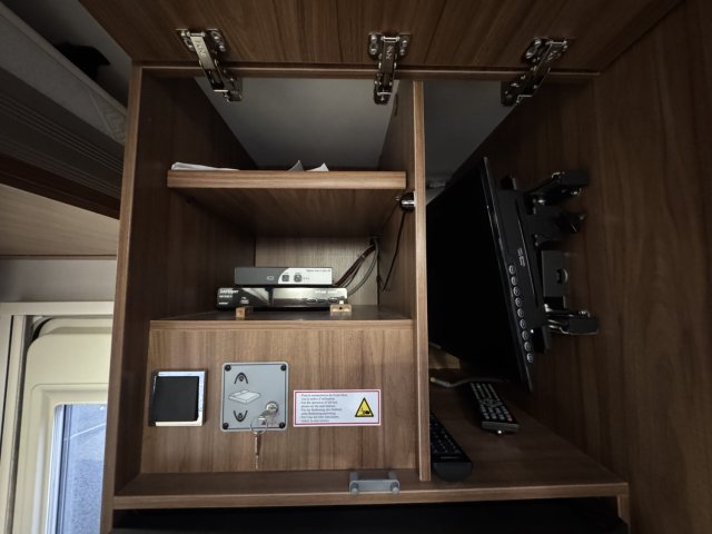 Pilote P 746 C p746 - Photo 14