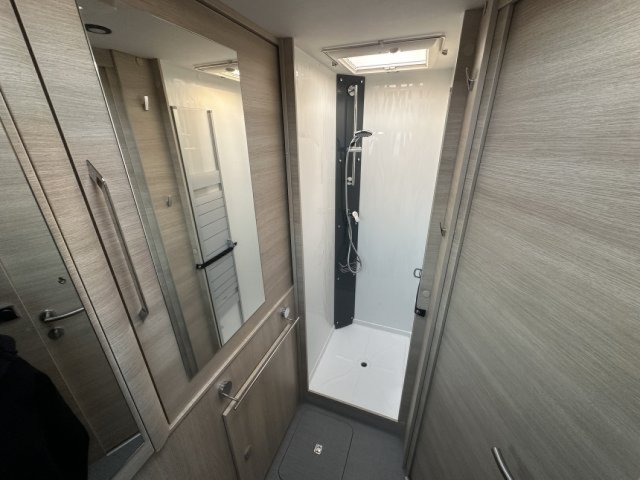 Rapido 606 F - Photo 11
