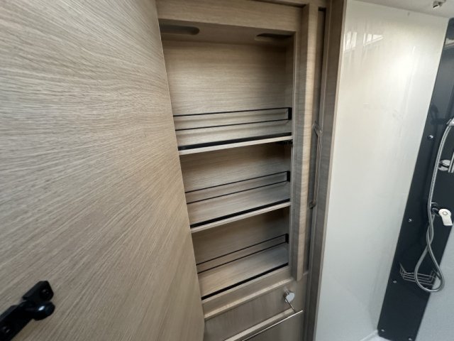 Rapido 606 F - Photo 15