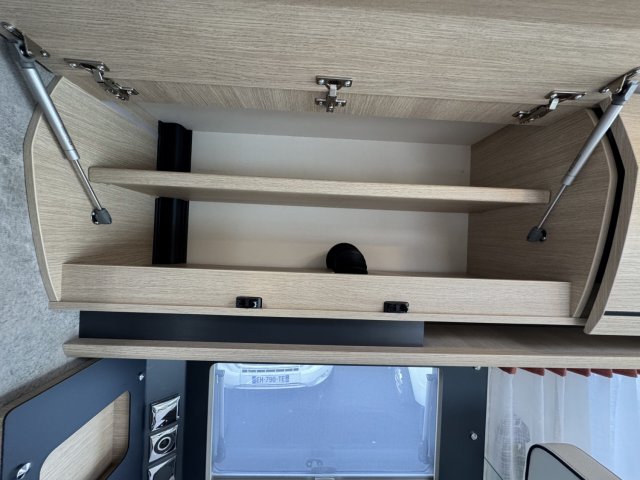 Rapido 8066 DF - Photo 15