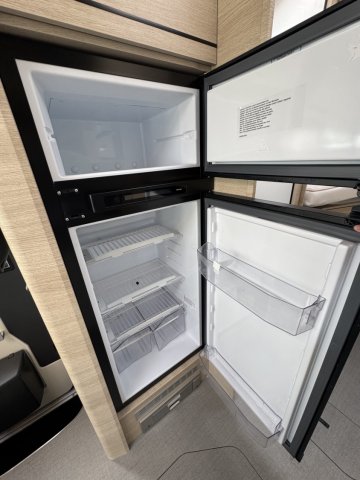 Rapido 8066 DF - Photo 18