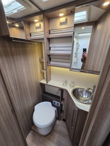 Rapido 8090 DF - Photo 8