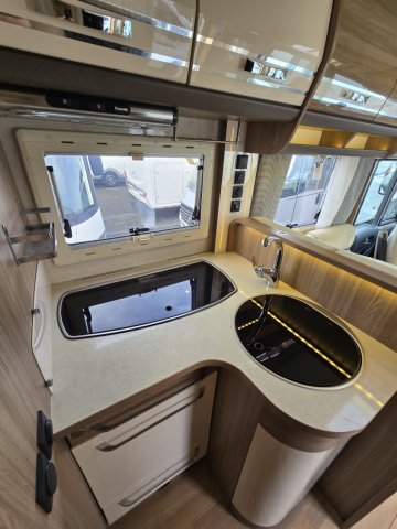 Rapido 8090 DF - Photo 11