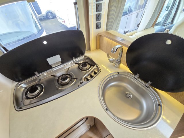 Rapido 8090 DF - Photo 17