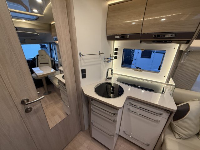 Rapido 8096 DF - Photo 12
