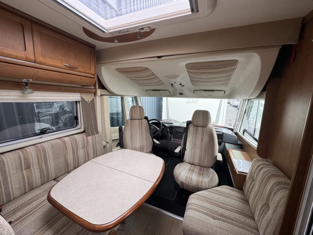 Rapido 990 - Photo 6