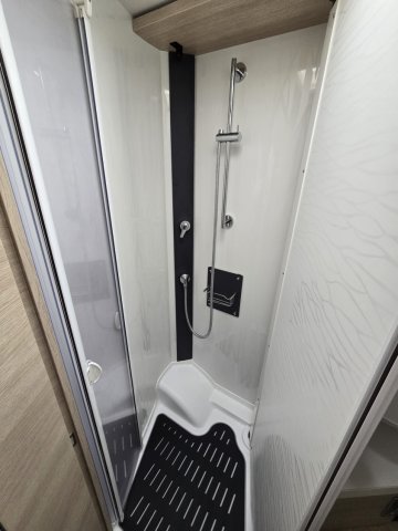 Rapido C55 edition 65 ans - Photo 14