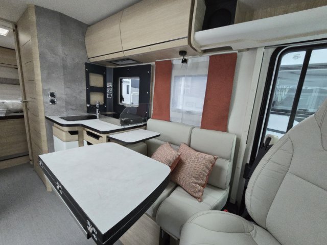 Rapido C86i - Photo 8