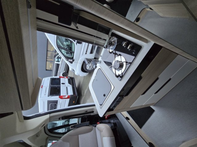Rapido Van V55 - Photo 14