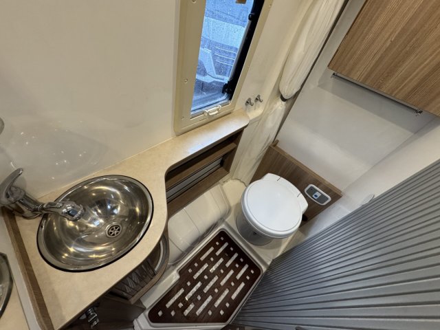 Rapido Van V56 - Photo 29