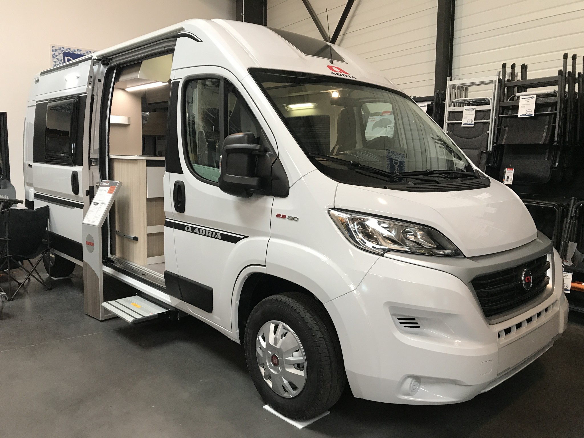 Adria Twin 600 Spb Family Plus neuf de 2019 Fiat Camping car en