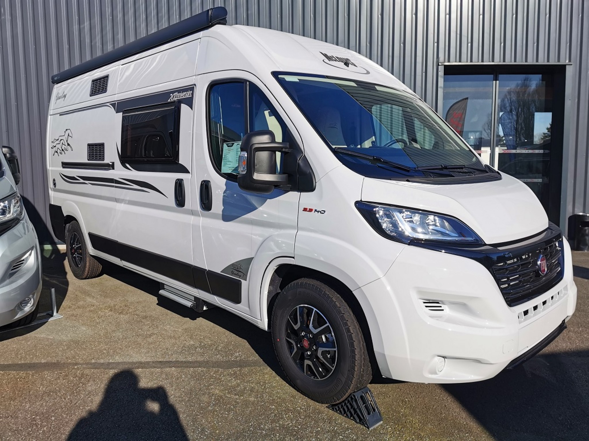 Mc Louis Yearling Van 3 neuf de 2020 - Fiat - Camping car en vente à