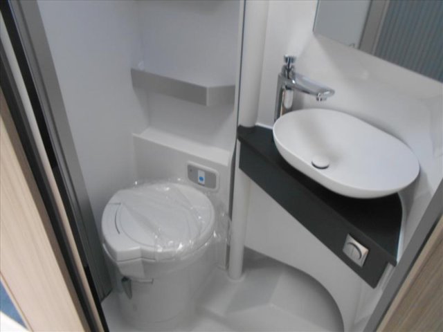 Adria Compact DL - Photo 7