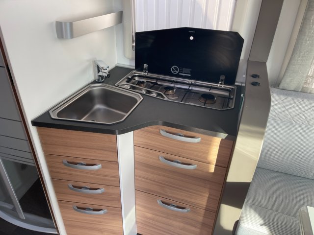 Adria Matrix Axess 640 DC - Photo 5