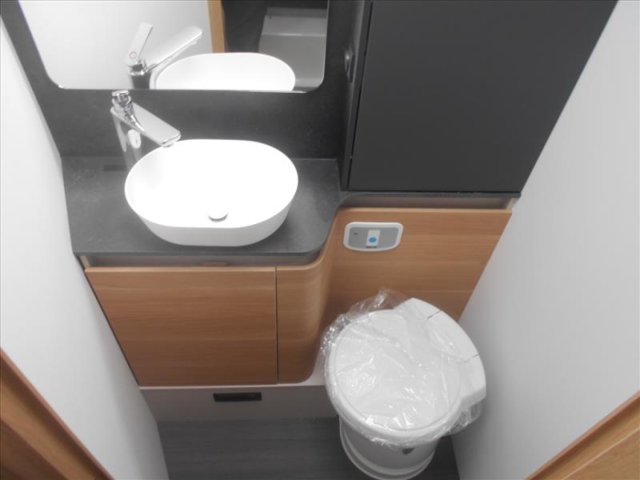 Adria Matrix Plus 670 DC - Photo 6