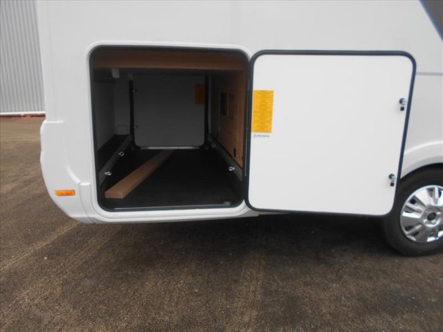 Adria Matrix Plus 670 DC - Photo 3