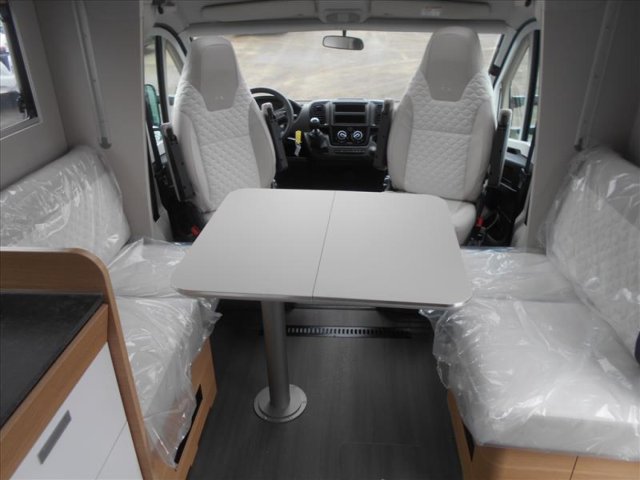 Adria Matrix Plus 670 DC - Photo 4