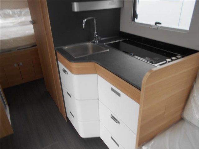 Adria Matrix Plus 670 DC - Photo 7