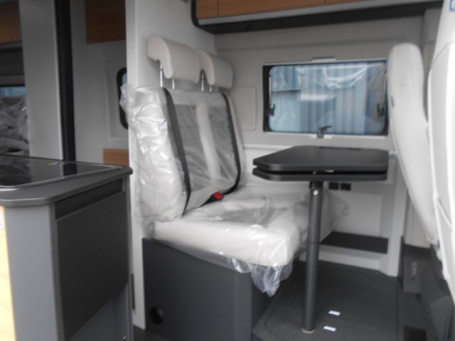 Adria Twin 640 SGX PTR 60 ANS - Photo 5
