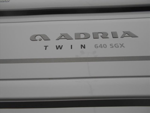 Adria Twin 640 SGX - Photo 4