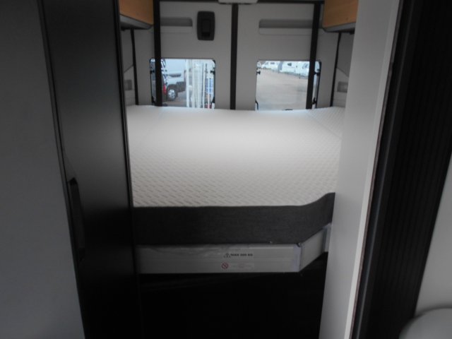 Adria Twin 640 SGX PTR 60 ANS - Photo 10