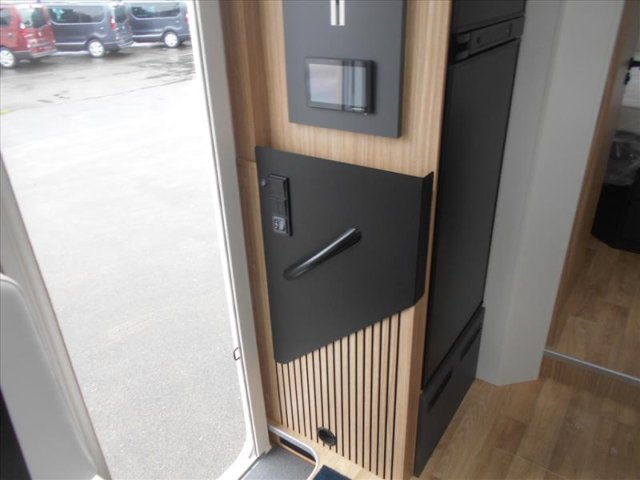 Bavaria Initial I740FC Nomade - Photo 8