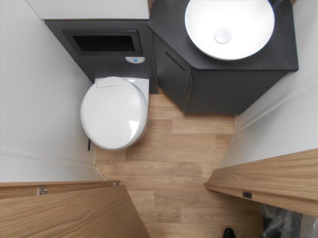 Bavaria Initial I740FC Nomade - Photo 14