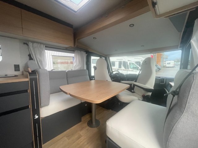 Bavaria Initial I740FGJ Nomade - Photo 4