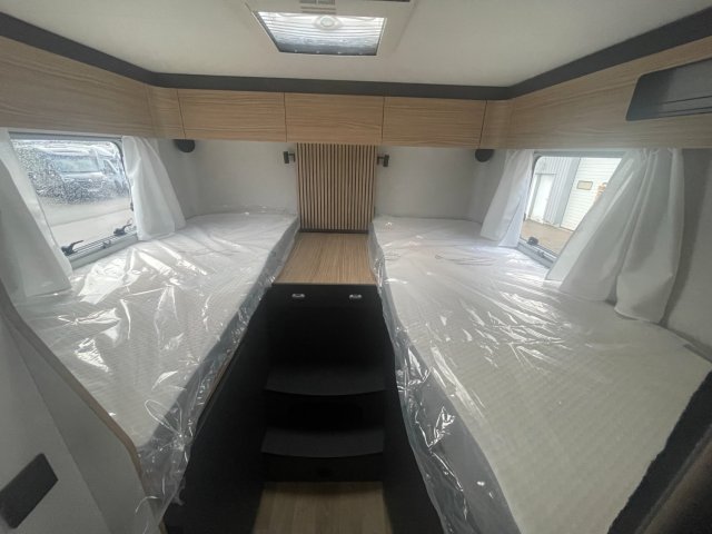 Bavaria Initial I740FGJ Nomade - Photo 9