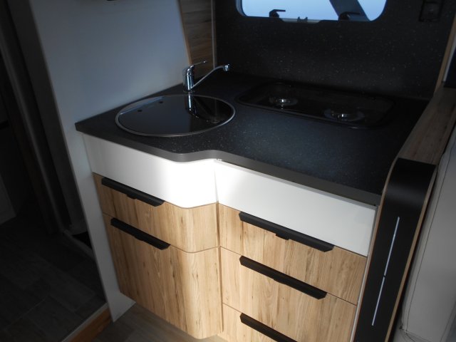 Bavaria Initial I741FC Nomade Plus I 741 FC + - Photo 3