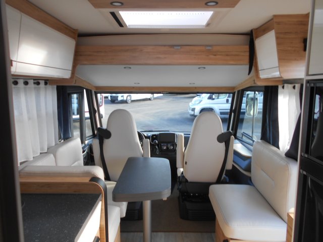 Bavaria Initial I741FC Nomade Plus I 741 FC + - Photo 9