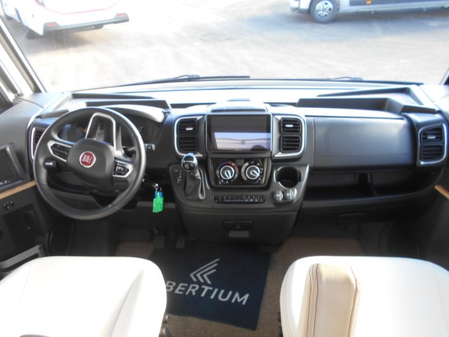 Bavaria Initial I741FC Nomade Plus I 741 FC + - Photo 10