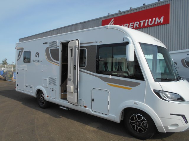 Bavaria Initial I741FC Unik Neuf