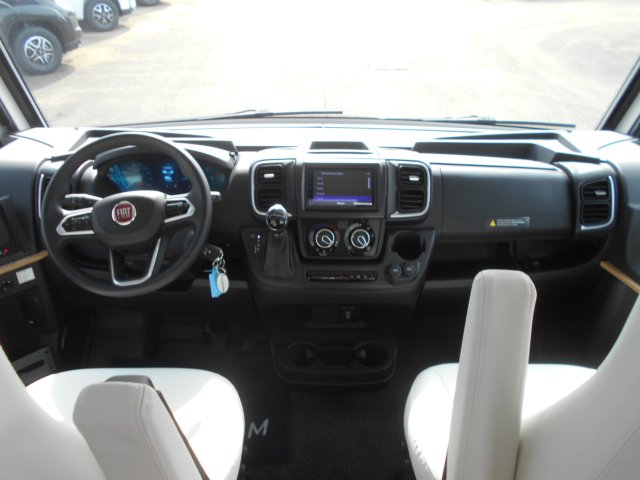 Bavaria Initial I741FC Unik - Photo 3