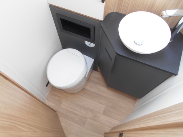 Bavaria Initial I741FC Unik - Photo 6