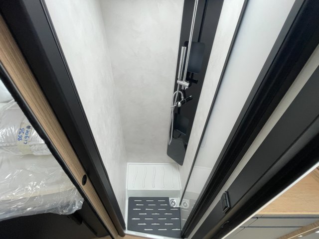 Bavaria T720FGJ Intense - Photo 11