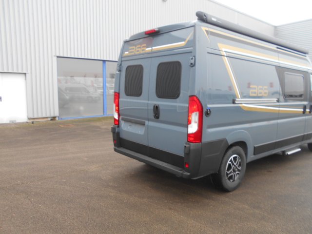 Burstner B66 600C 600 C - Photo 2