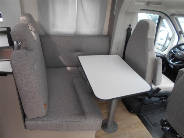 Burstner Campeo TD 690 G - Photo 9