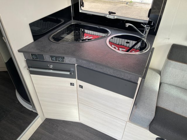 Challenger Quartz 380 - Photo 5