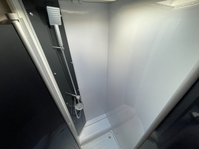 Challenger Quartz 380 - Photo 8