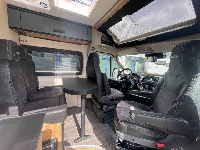 Font Vendome Leader Camp Elegance - Photo 5