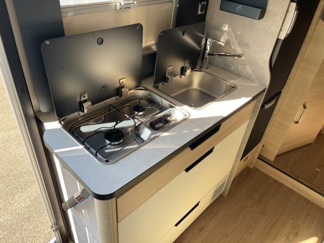 Rapido C55i 65 ans - Photo 5