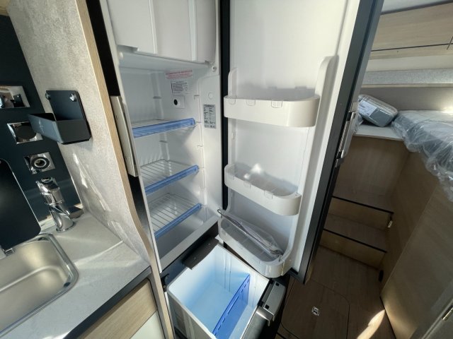 Rapido C55i 65 ans - Photo 7