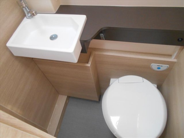 Rapido Van V55 V 55 - Photo 7