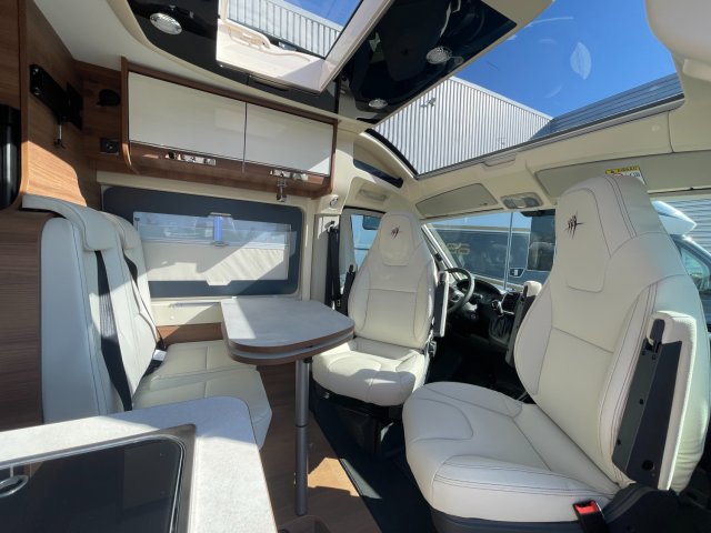 Rapido Van V55 - Photo 2