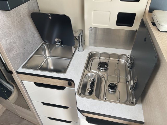 Rapido Van V62 65 ans - Photo 6