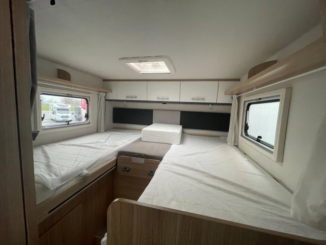 Sunlight I 67 S - Photo 9