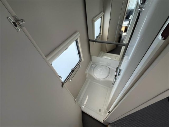 Adria Adora 472 UP - Photo 4